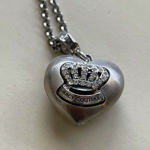 Juicy Couture Long Heart Necklace